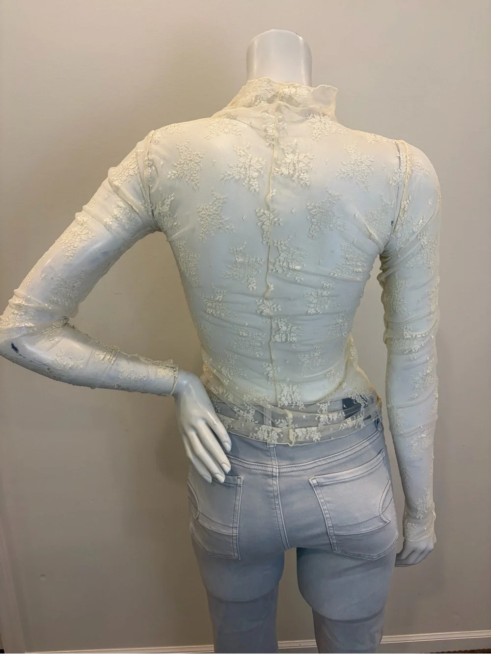 FREE PEOPLE Lady Lux Long Sleeve Mock Neck Shirt Sheer Lace Eveningn Crème